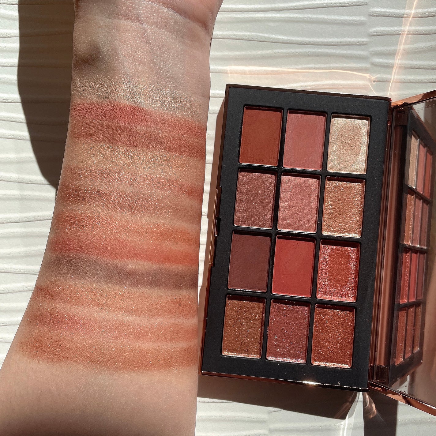 アフターグロー イリジスタブル アイシャドーパレット/NARS/アイシャドウパレットを使ったクチコミ(2枚目)