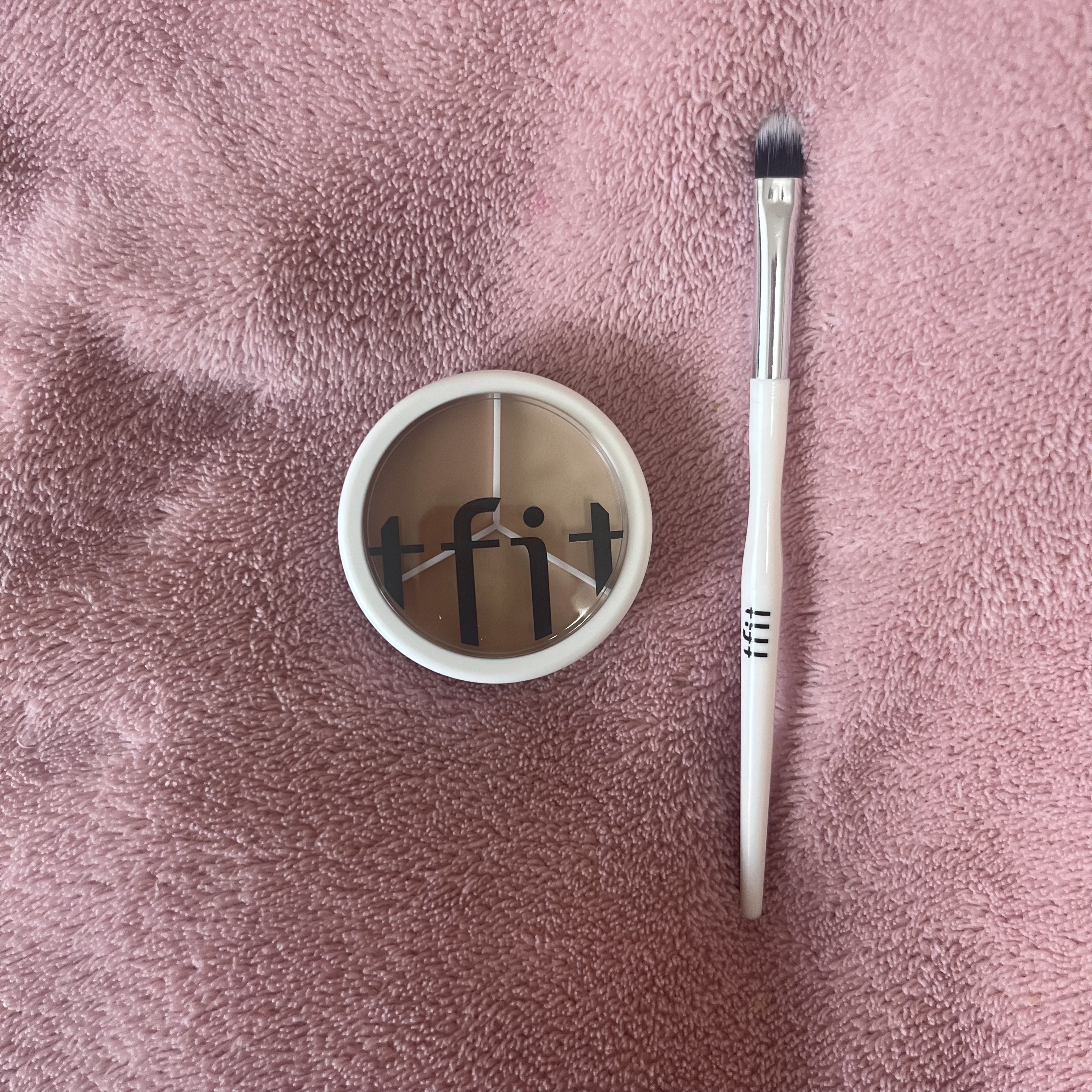 カバーアッププロコンシーラー/TFIT/パレットコンシーラーを使ったクチコミ（2枚目）