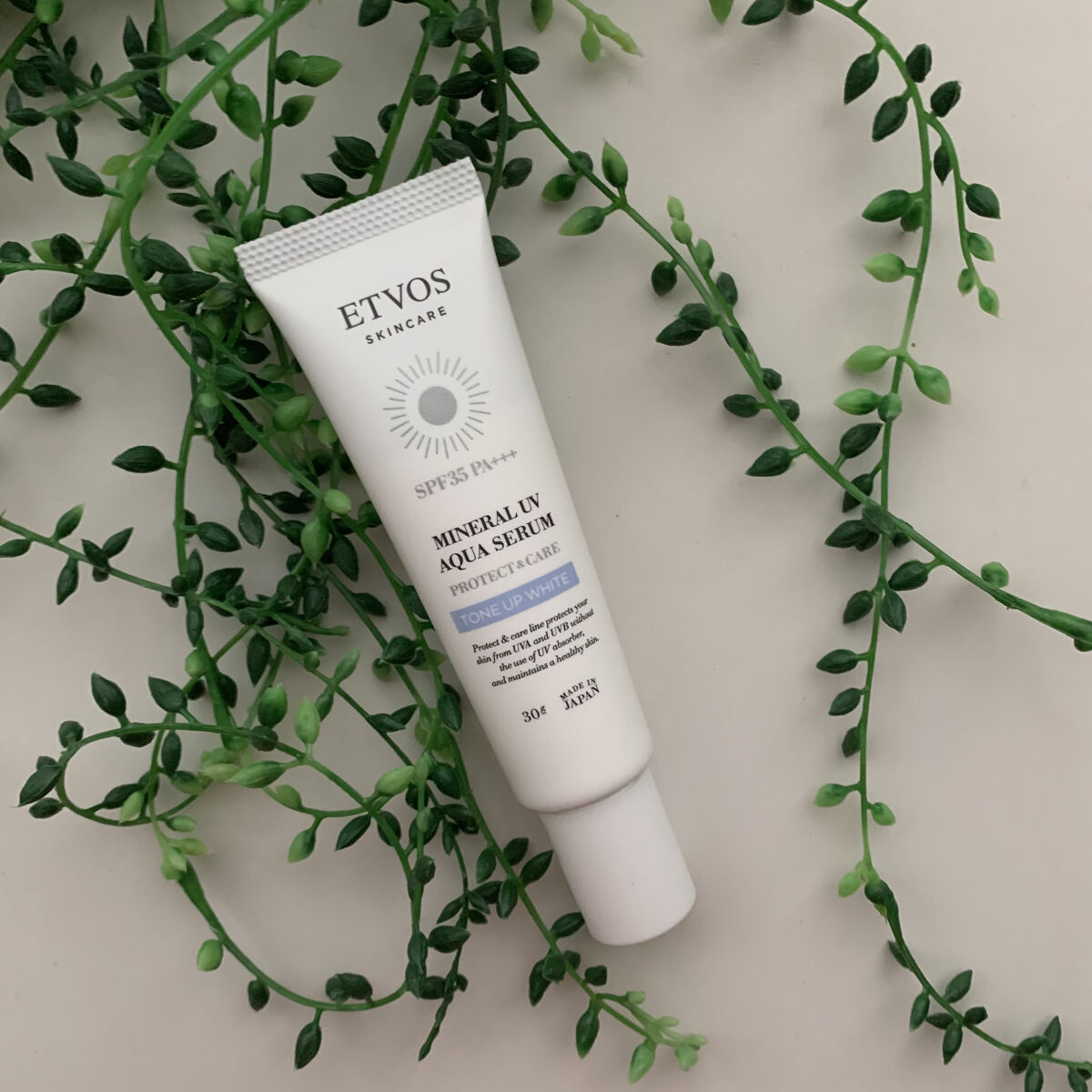 ミネラルUVアクアセラム/エトヴォス/美容液を使ったクチコミ（2枚目）