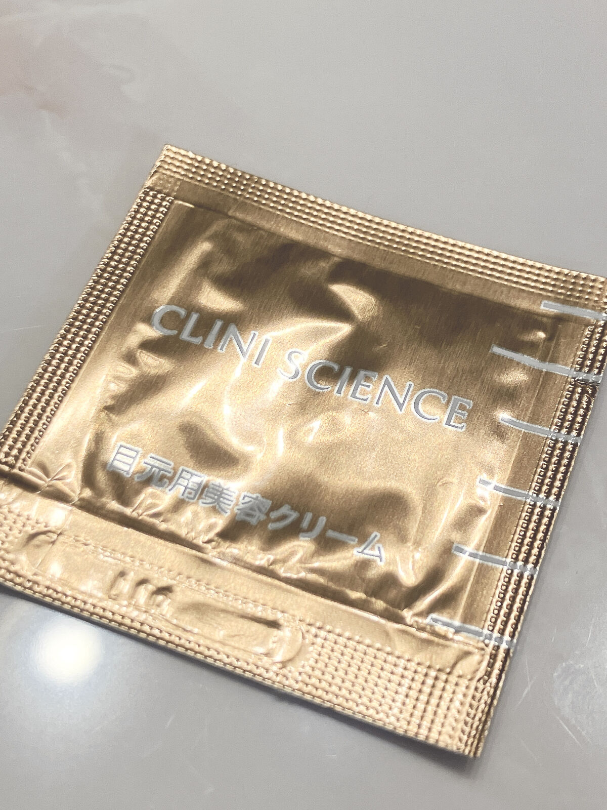 OUTLET SALE ♡ロート製薬 episteme アイパーフェクトショットa