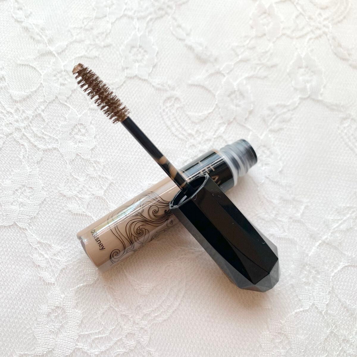 カラーリングアイブロウ/ヘビーローテーション/眉マスカラを使ったクチコミ(2枚目)