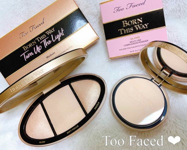 ボーン ディス ウェイ ターン アップ ザ ライト ハイライティング パレット/Too Faced/プレストパウダーを使ったクチコミ（1枚目）