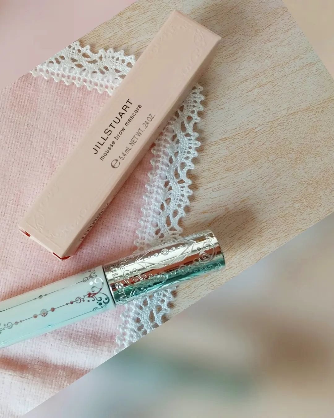 ジルスチュアート ムースブロウマスカラ/JILL STUART/眉マスカラを使ったクチコミ(1枚目)