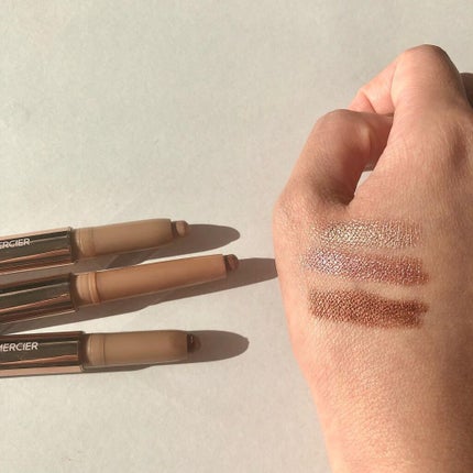 ローズグロウ リフレクションズ キャビアスティック トリオ/ローラ メルシエ/スティックアイシャドウを使ったクチコミ(3枚目)