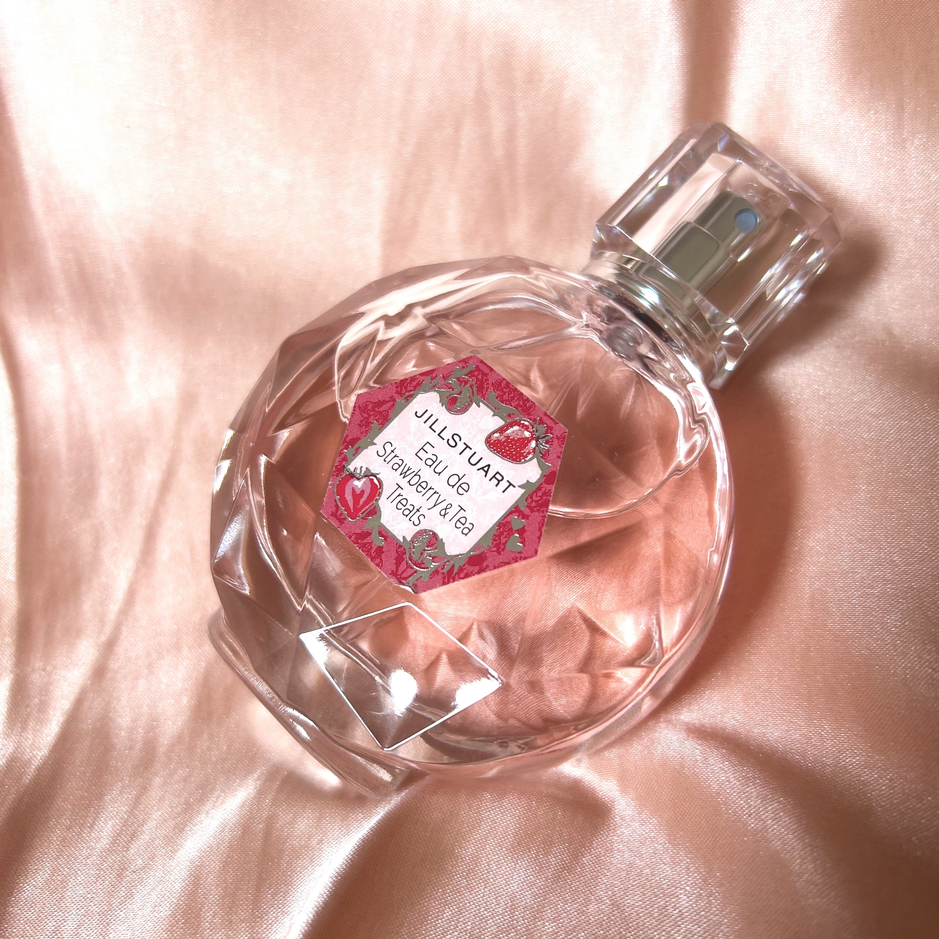 新品 ジルスチュアート 限定 オード ストロベリー&ティー トリーツ50ml苺 限定香水(レディース)】ジルスチュアート オード ストロベリー