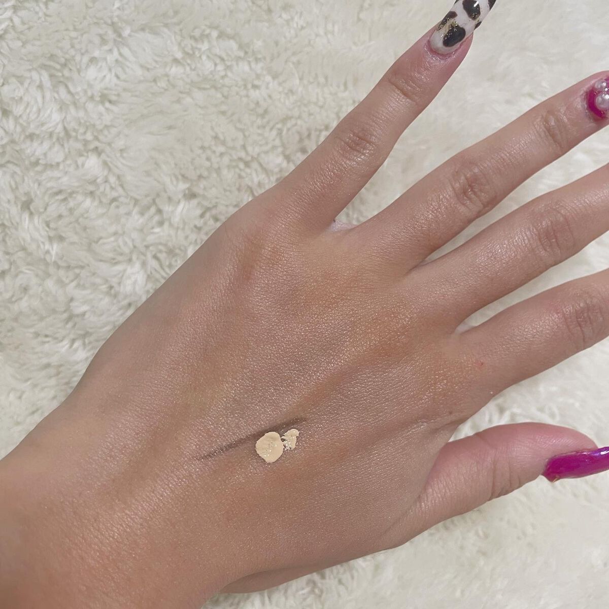 タトゥーウォータープルーフスカーコンシーラー/フォレンコス/リキッドコンシーラーを使ったクチコミ(3枚目)