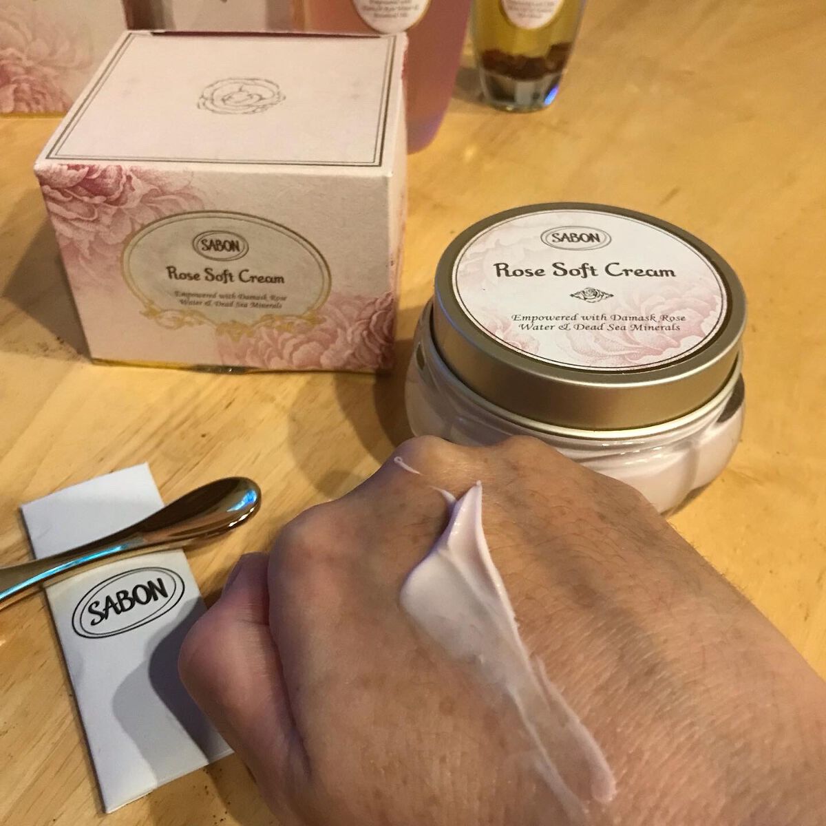 ローズソフトクリーム/SABON/フェイスクリームを使ったクチコミ（2枚目）