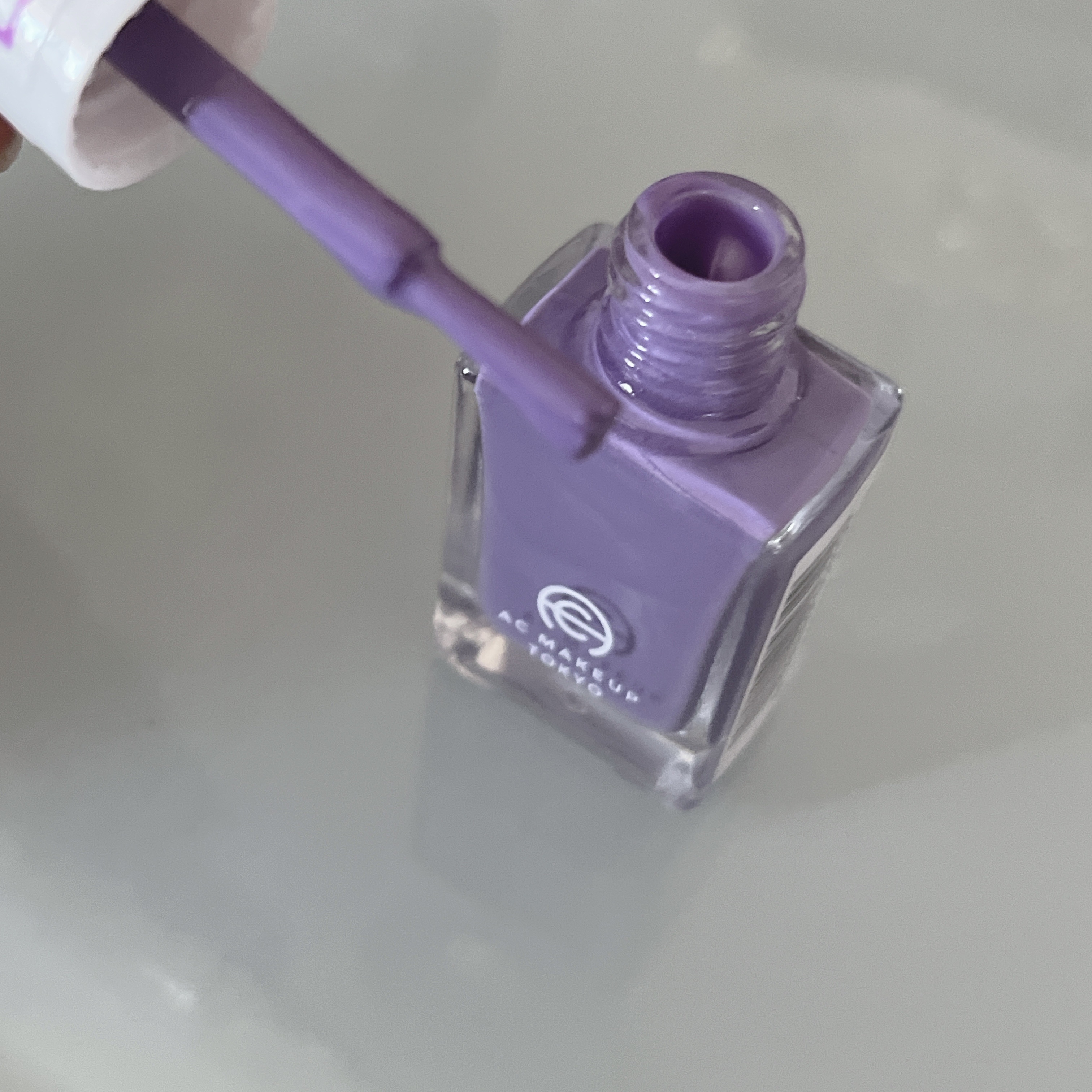 ACネイルエナメル 005G 濃密 紫/セリア/マニキュアを使ったクチコミ（3枚目）