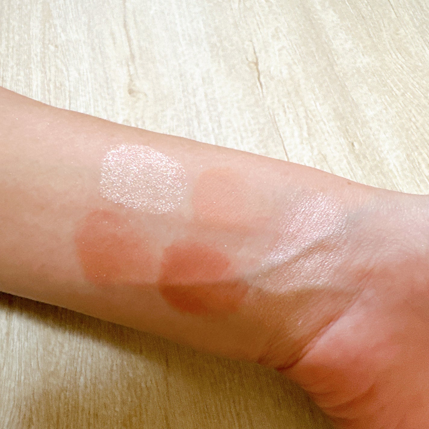 フェイス スタイリスト/SNIDEL BEAUTY/アイシャドウパレットを使ったクチコミ(5枚目)