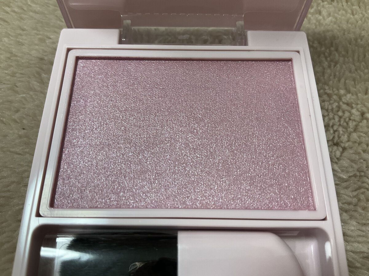 パウダーブラッシュ/DAISY DOLL by MARY QUANT/パウダーチークを使ったクチコミ（2枚目）