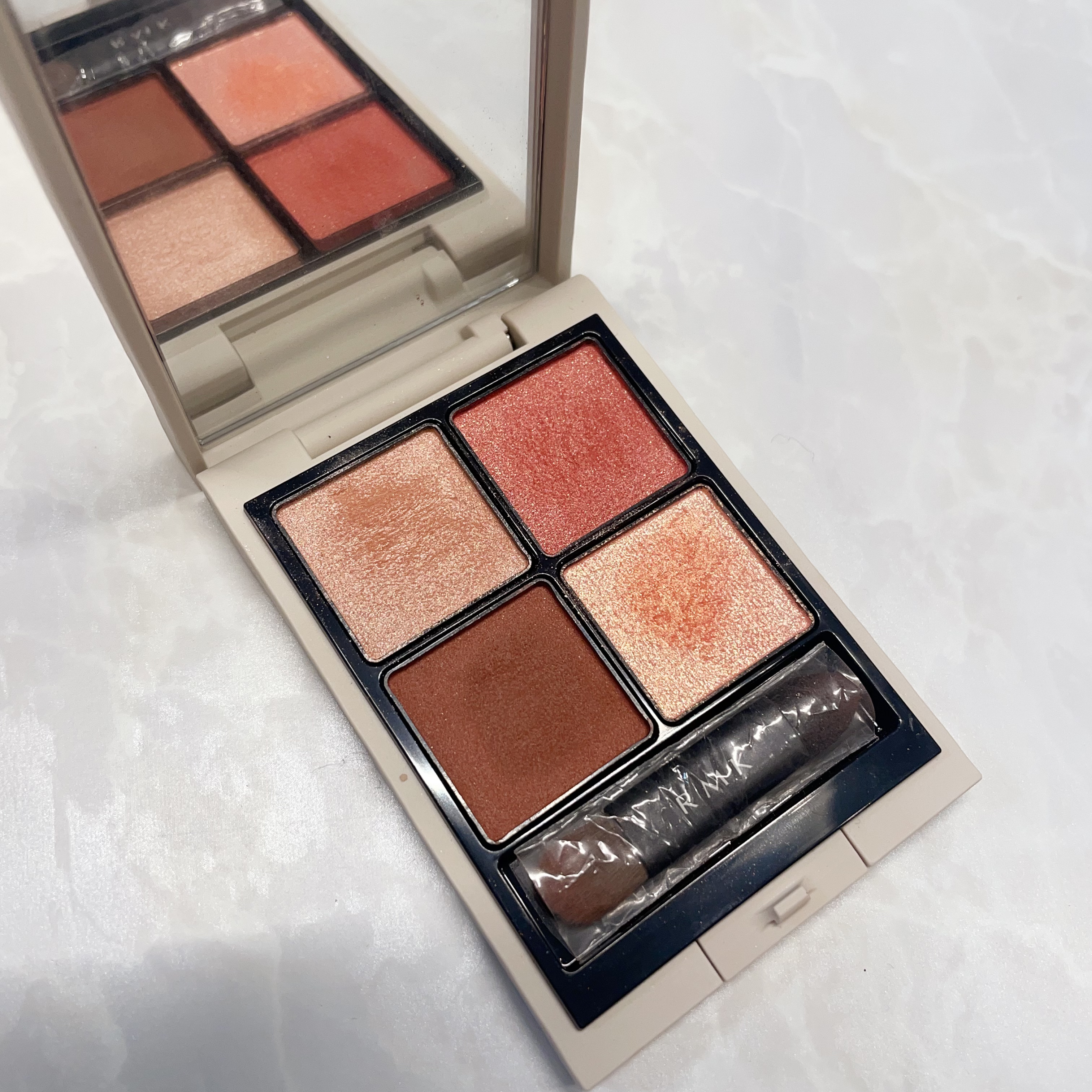 RMK シンクロマティック アイシャドウパレット/RMK/アイシャドウパレットを使ったクチコミ（1枚目）