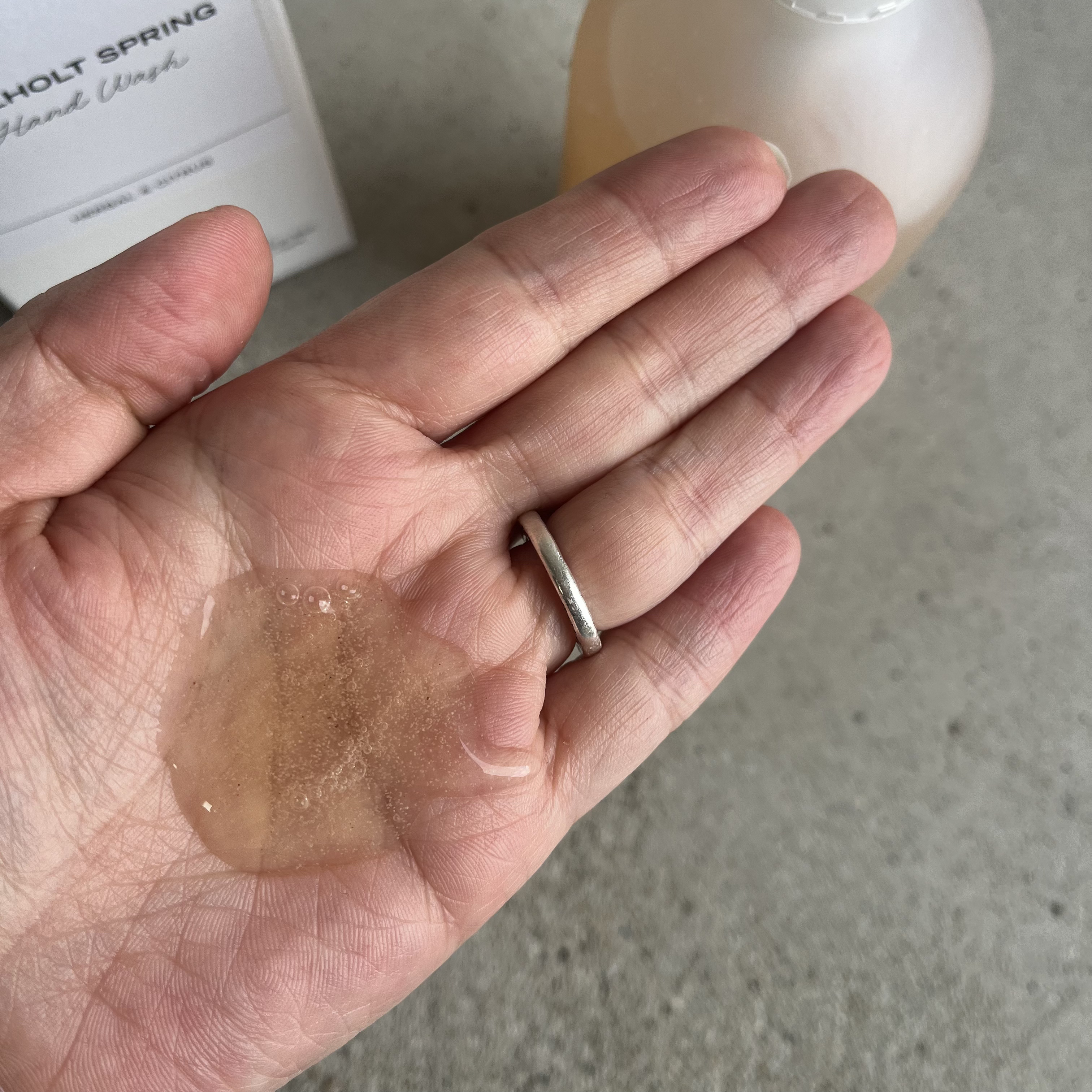 スカールホルトスプリングハンドウォッシュ/KLALYKKE/ハンドソープを使ったクチコミ（2枚目）