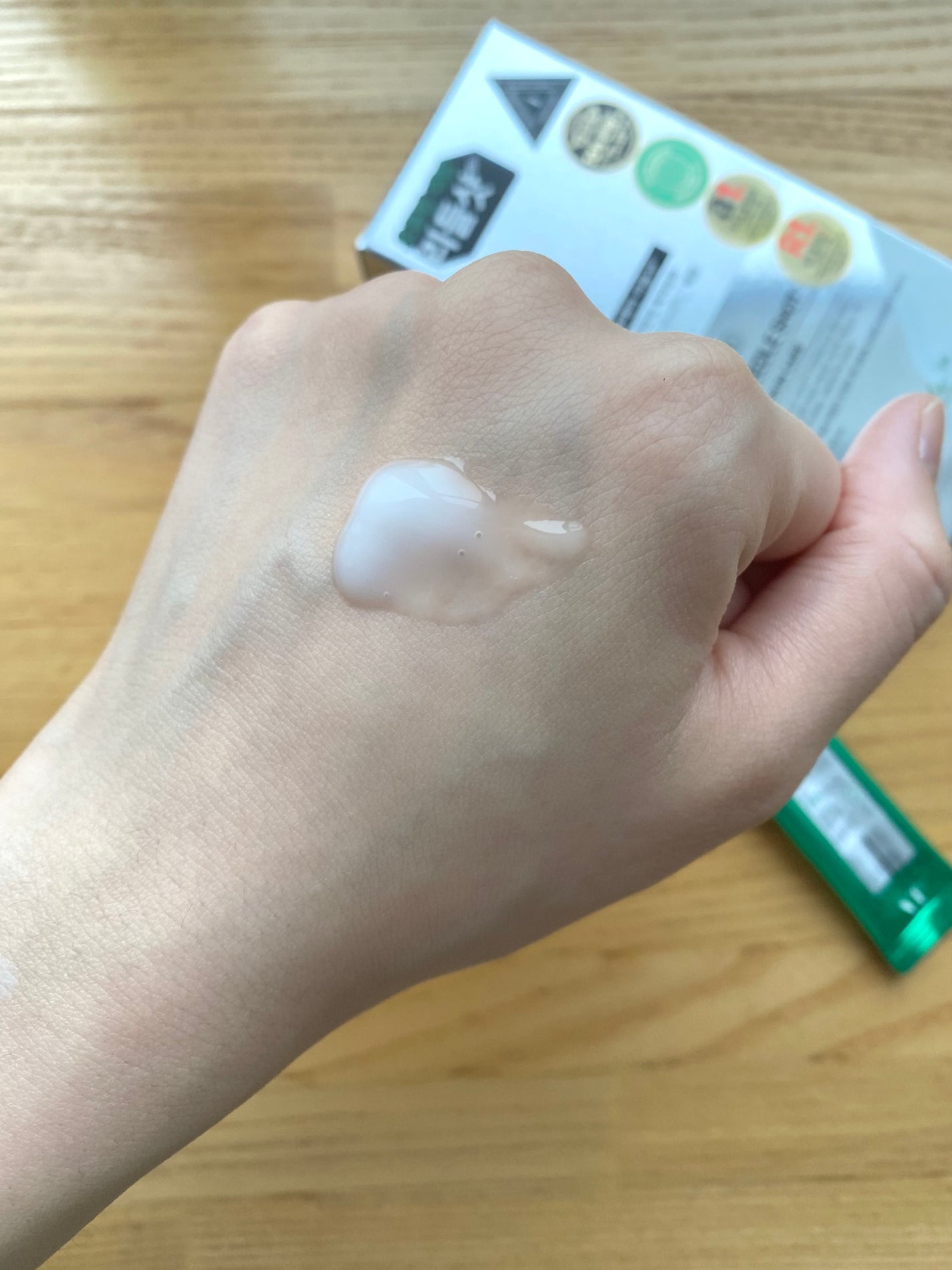 シカレチA エッセンス0.1/VT/美容液を使ったクチコミ(7枚目)