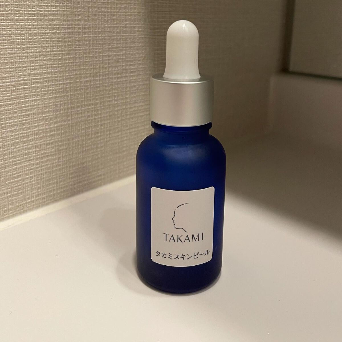 natsumi_cosme on LIPS 「.ずっと気になっていたこすらないピーリングを始めました✨タカミ..」(2枚目)