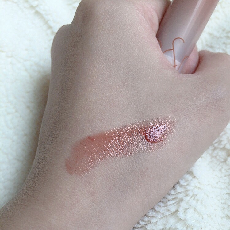 グラスティングメルティングバーム/rom&nd/リップバームを使ったクチコミ（3枚目）