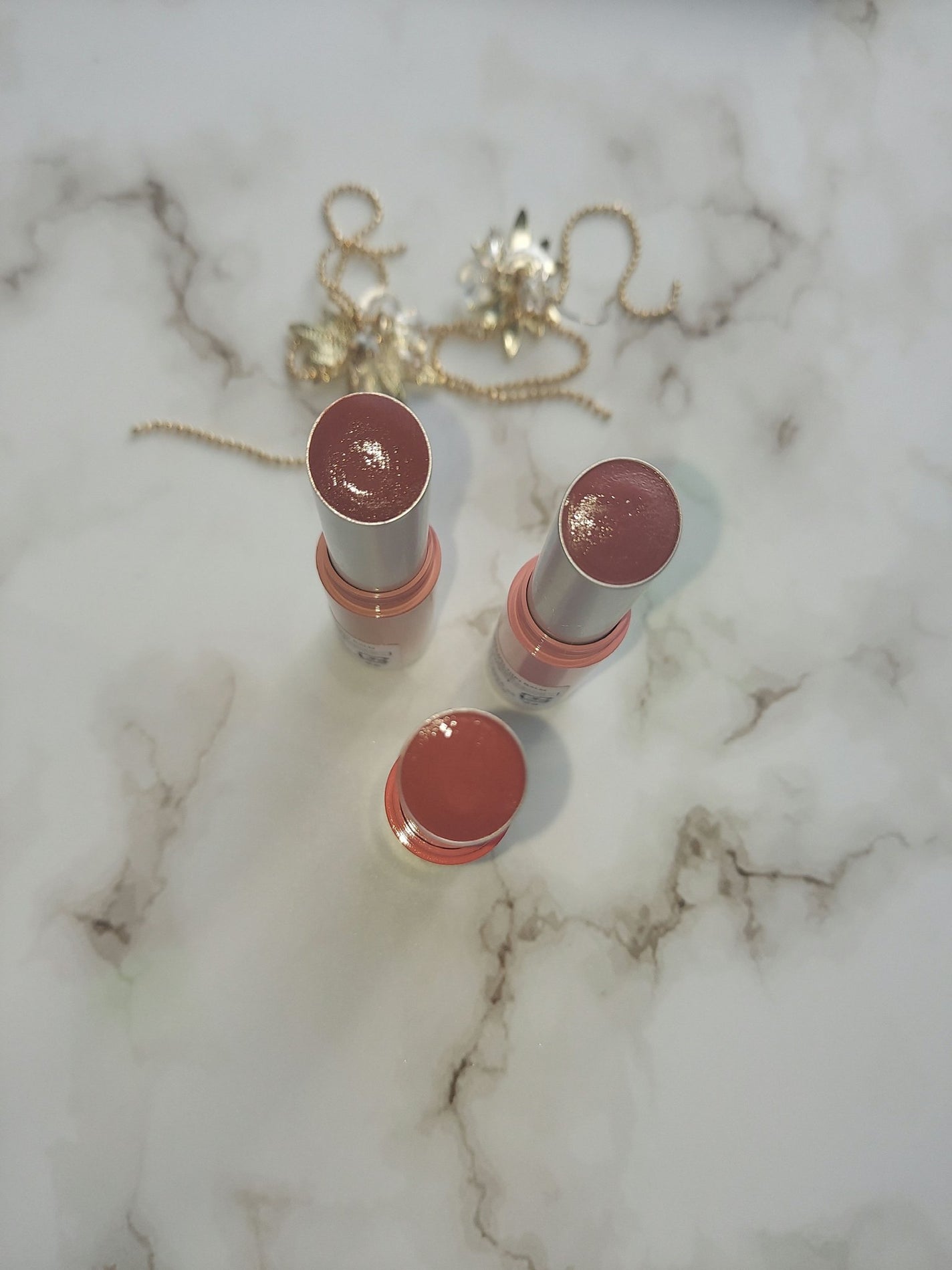 グラスティングメルティングバーム/rom&nd/リップバームを使ったクチコミ(10枚目)