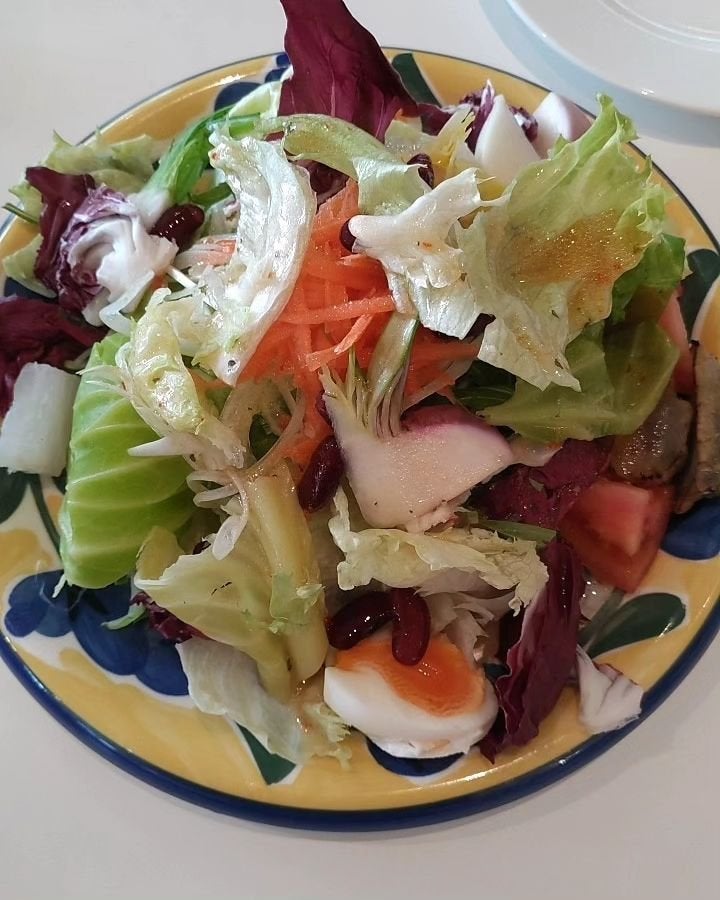 ひろちゃん on LIPS 「道の駅いちかわpiz水牛モッツァレラ大使サラダ🥗本日車🚙でドラ..」(1枚目)