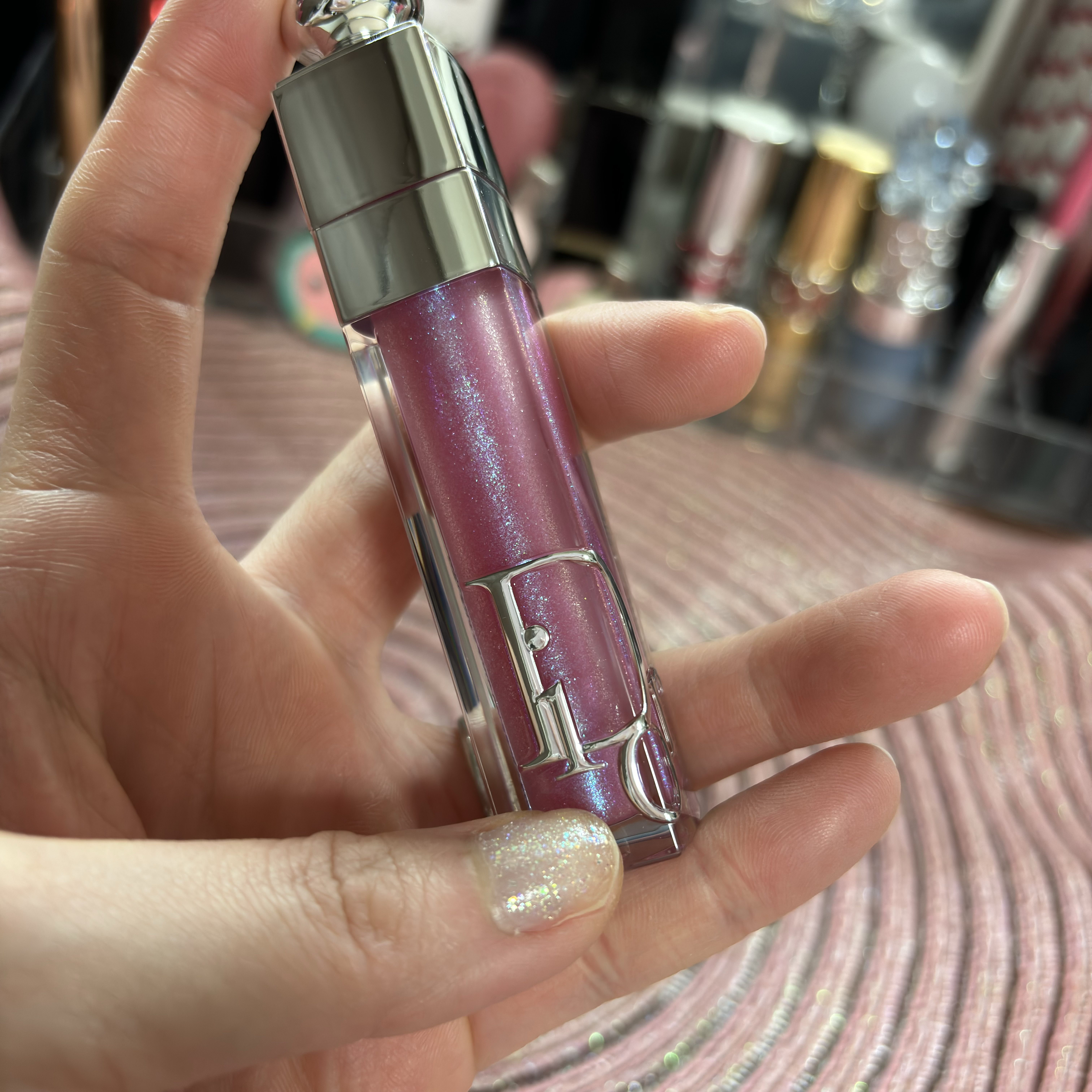 ディオール アディクト リップ マキシマイザー 003ホログラフィック ラベンダー/Dior/リップグロスを使ったクチコミ（2枚目）