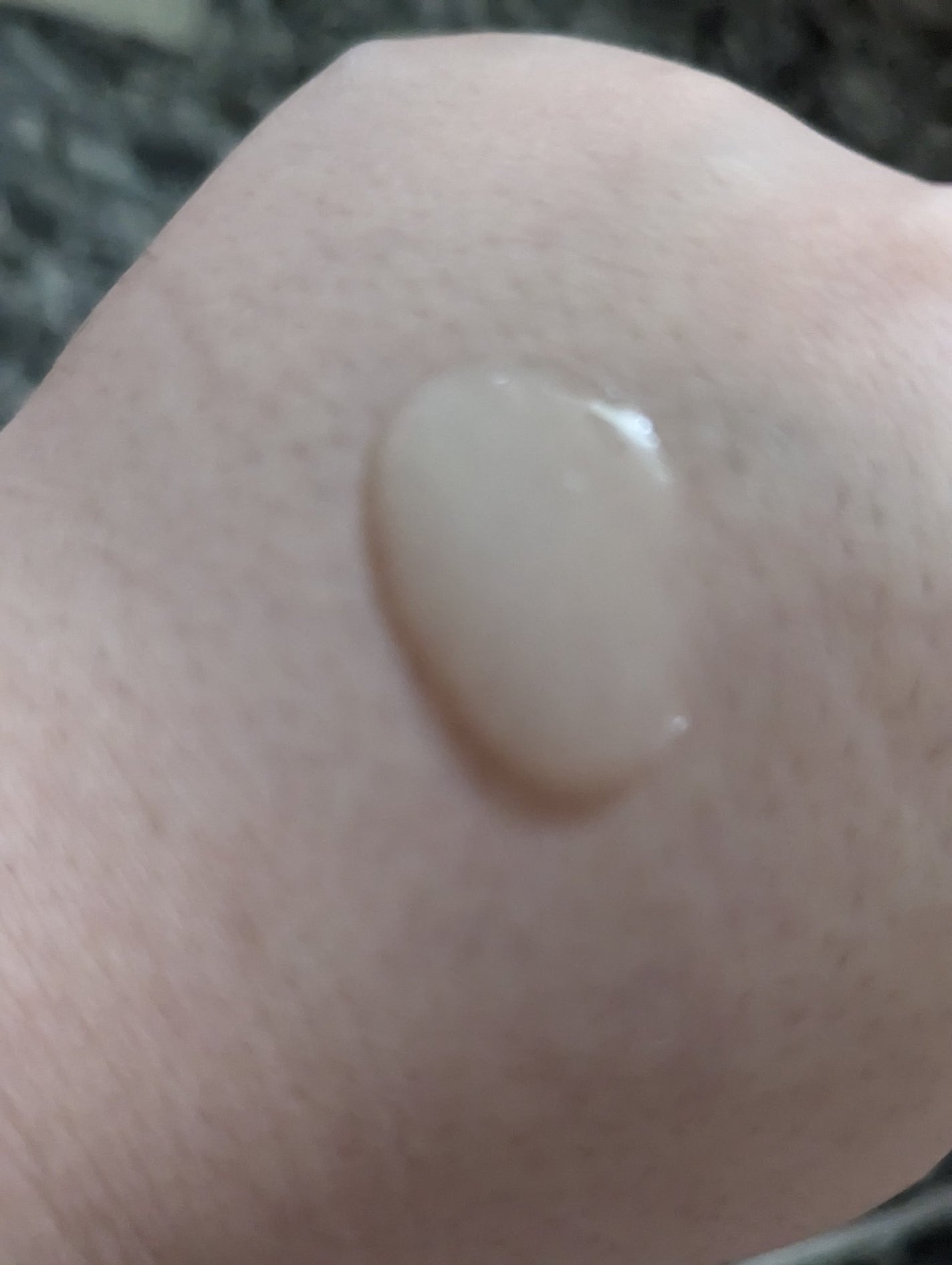 5番 白玉グルタチオンC美容液/numbuzin/美容液を使ったクチコミ(4枚目)