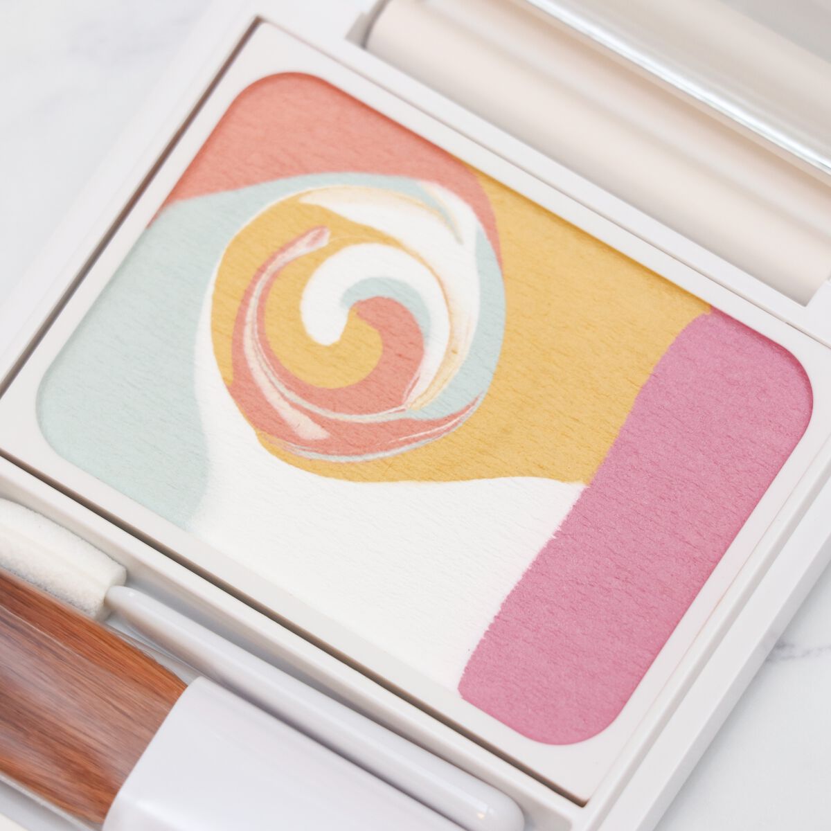 ディエム クルール カラーブレンドパウダーコンシーラー/ディエム クルール/パウダーコンシーラーを使ったクチコミ（1枚目）