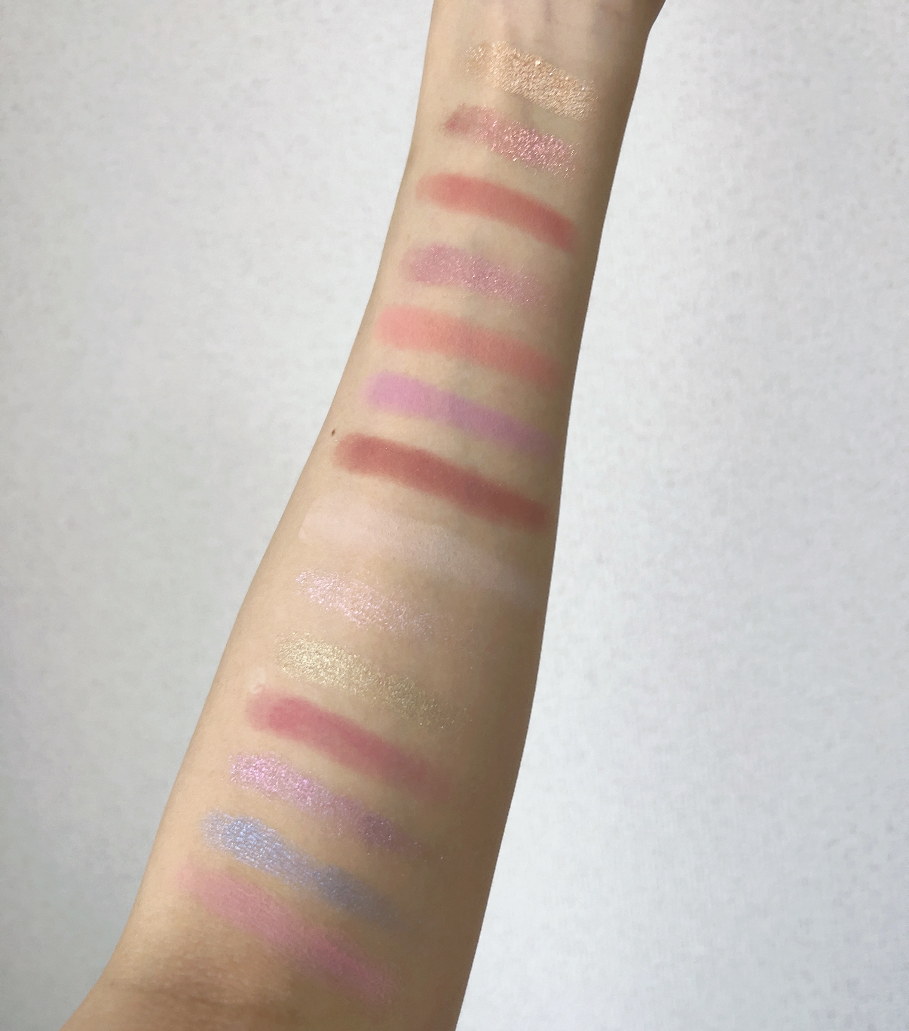 Too Faced ピンカー タイムズ アヘッド アイシャドウ パレットのクチコミ「トゥーフェイスド撤退しないで〜😭😭🙏

撤退秒読み、Too Facedのピンカー タイムズ ア.....」（3枚目）