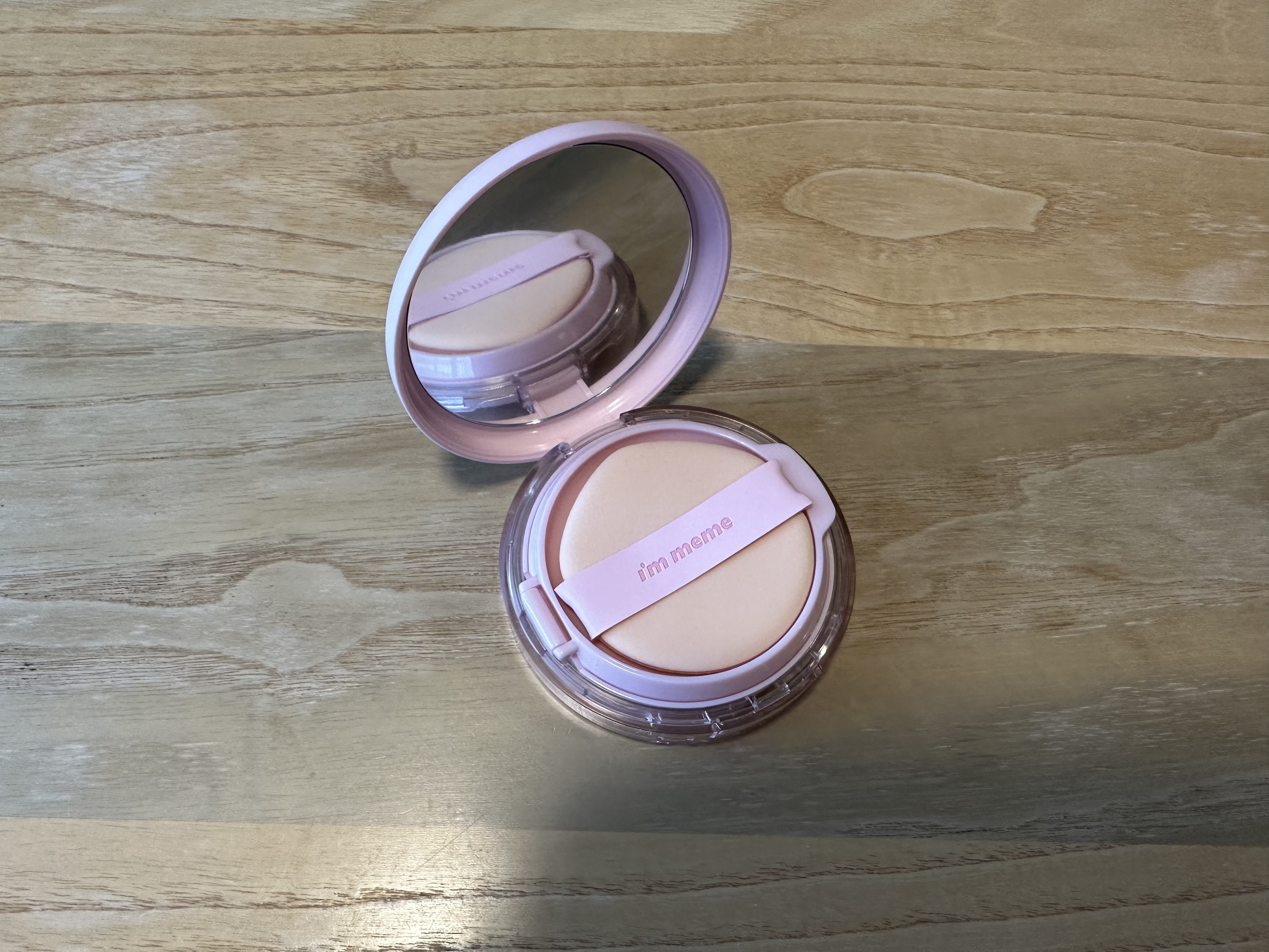 ワンダーベルベットラスティングクッション/i’m meme/クッションファンデーションを使ったクチコミ（2枚目）