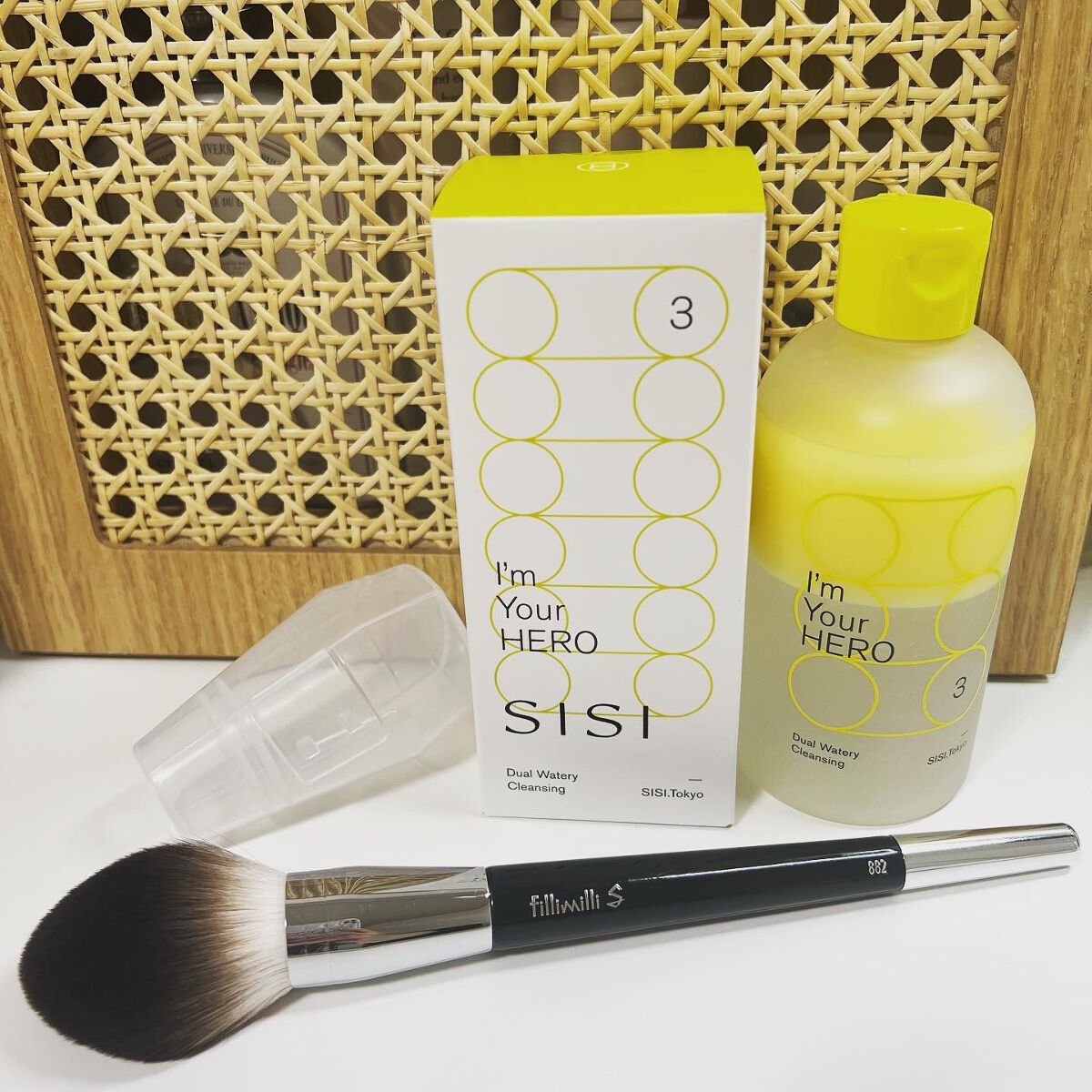 アイムユアヒーロー/SISI/クレンジングウォーターを使ったクチコミ（3枚目）