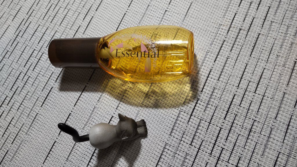 CCオイル/エッセンシャル/ヘアオイルを使ったクチコミ（2枚目）