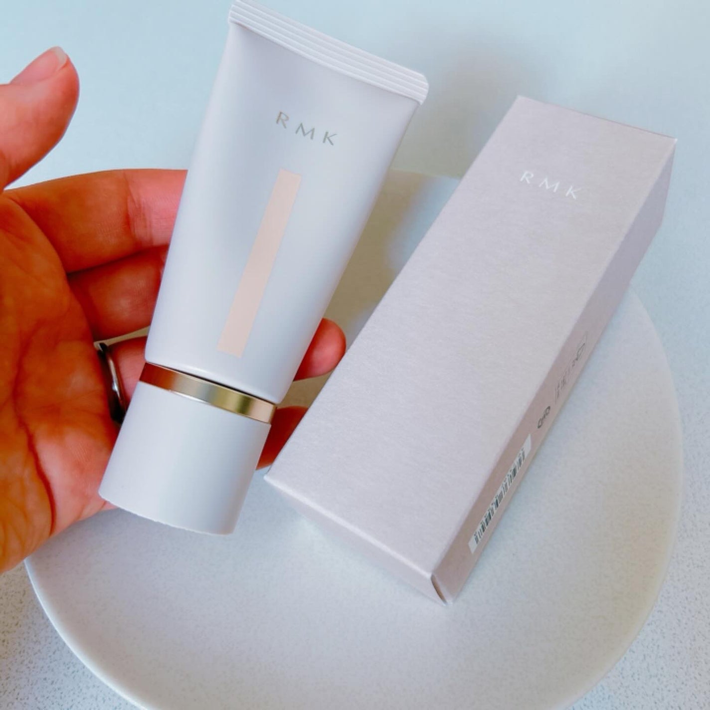 RMK クリームファンデーション アクアティックグロウ/RMK/クリーム・エマルジョンファンデーションを使ったクチコミ(2枚目)