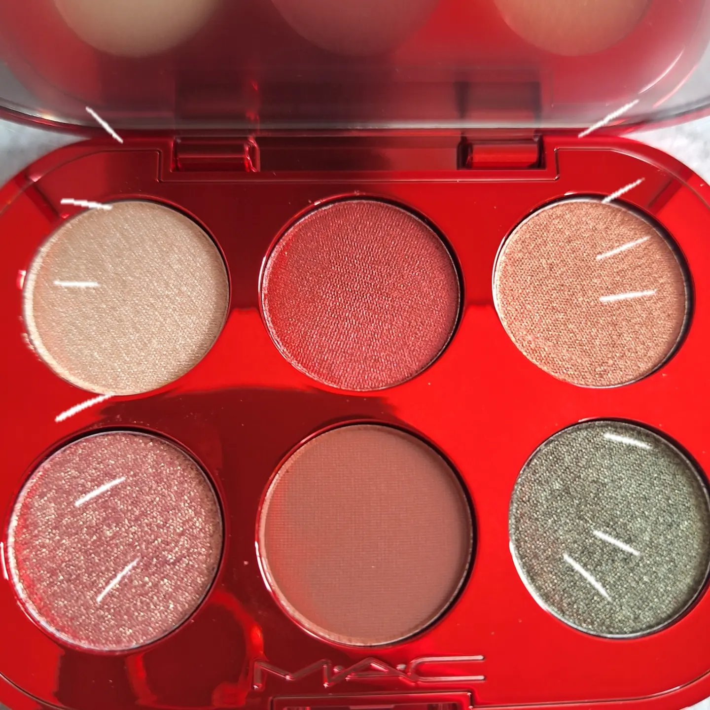 スモール アイシャドウ ×6 ラブストラック ラック/M・A・C/アイシャドウパレットを使ったクチコミ（3枚目）