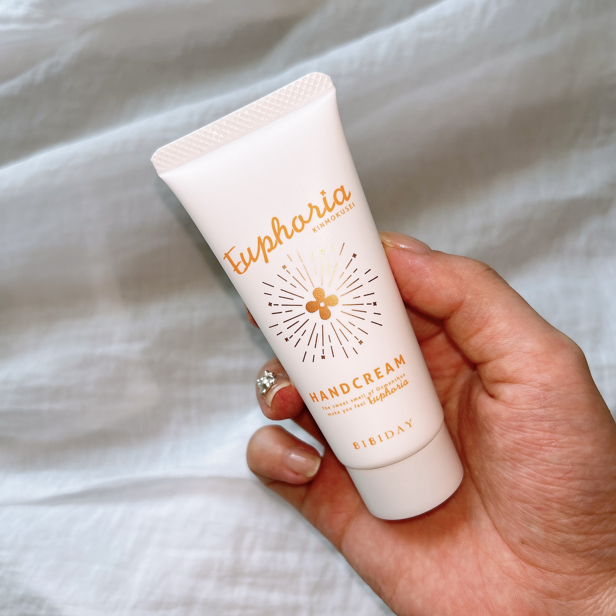 ユーフォリア・キンモクセイ ハンドクリーム/BIBIDAY/ハンドクリームを使ったクチコミ（2枚目）