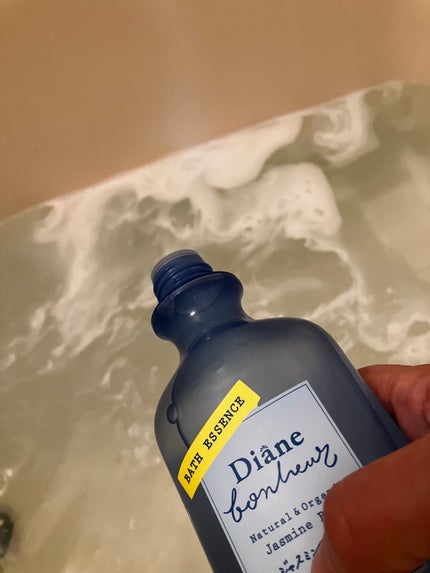 ボヌール バスエッセンス ジャスミンブルーの香り/ダイアン/保湿系入浴剤を使ったクチコミ(3枚目)