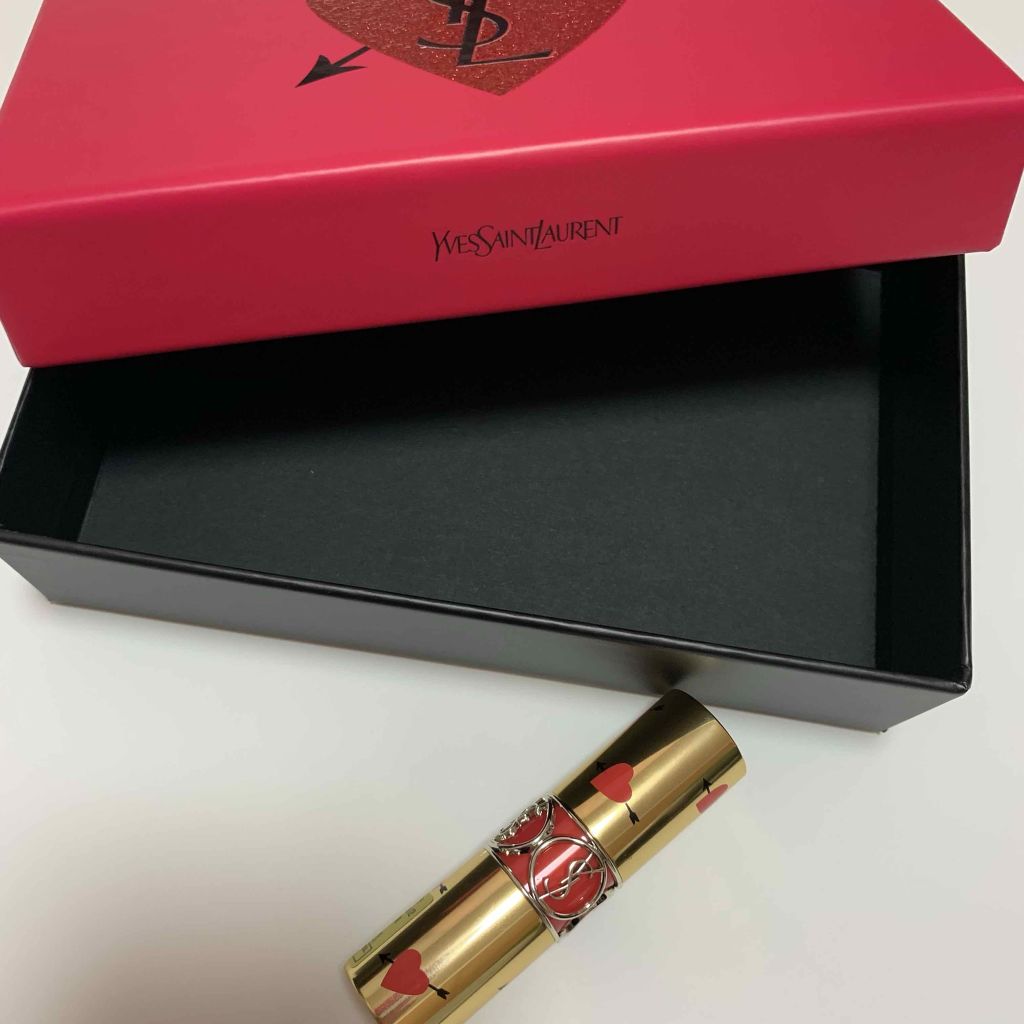 ルージュ ヴォリュプテ シャイン/YVES SAINT LAURENT BEAUTE/口紅を使ったクチコミ(4枚目)