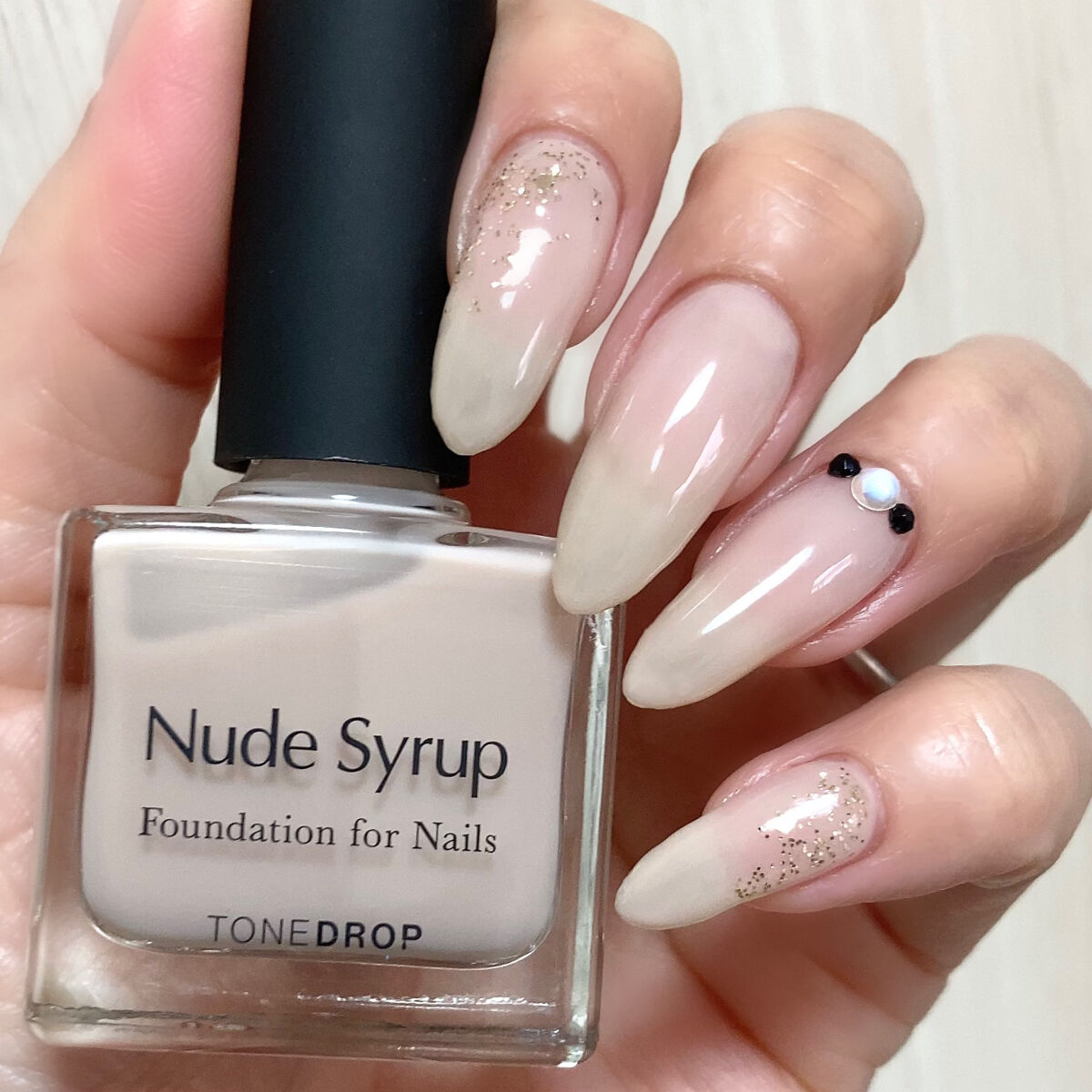 ACネイルエナメル 010 ゴールド グリッター/セリア/マニキュアを使ったクチコミ（2枚目）