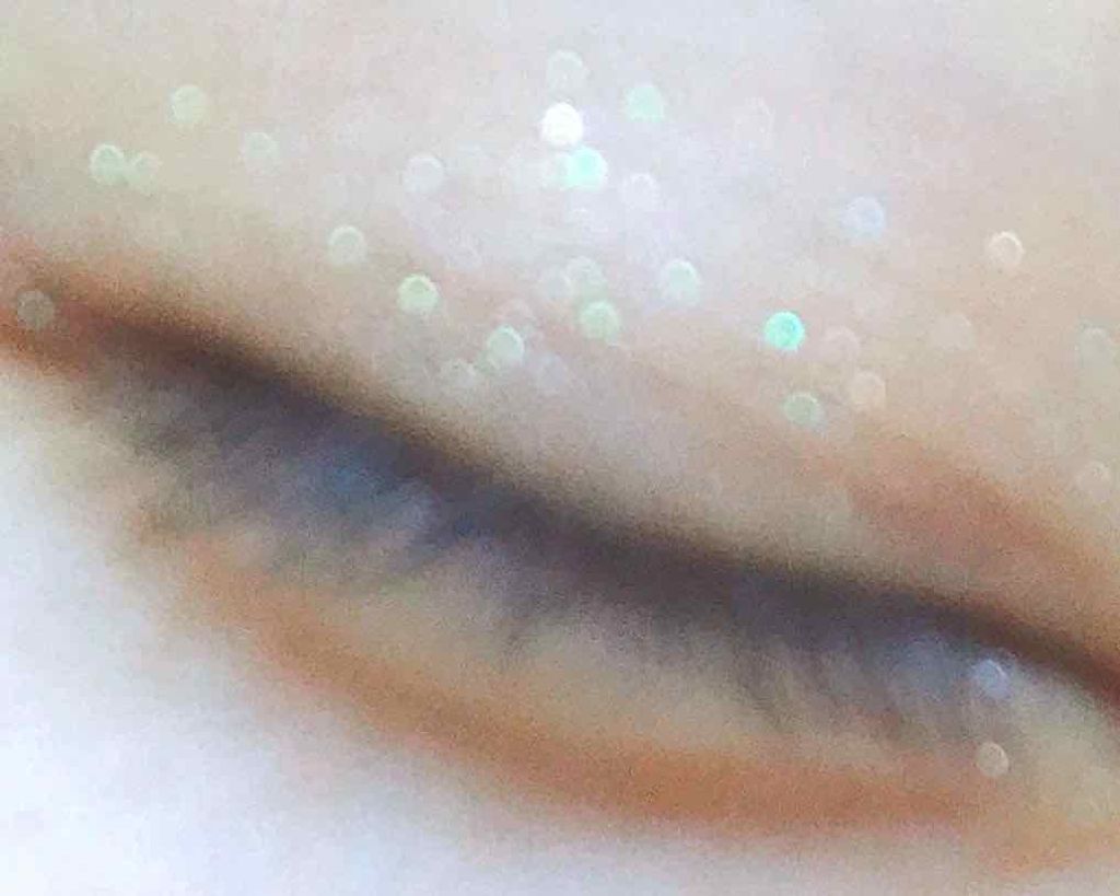 グリッタープリズム シャドウ/MISSHA/グリッターを使ったクチコミ（3枚目）