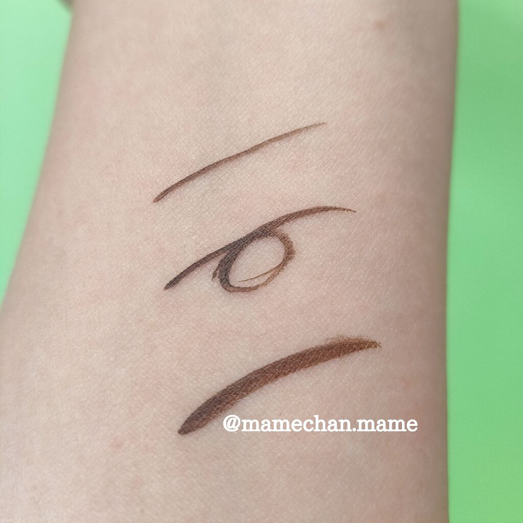 アヴァンセ ジョリ・エ ジョリ・エ リキッドアイライナー/アヴァンセ/リキッドアイライナーを使ったクチコミ（3枚目）