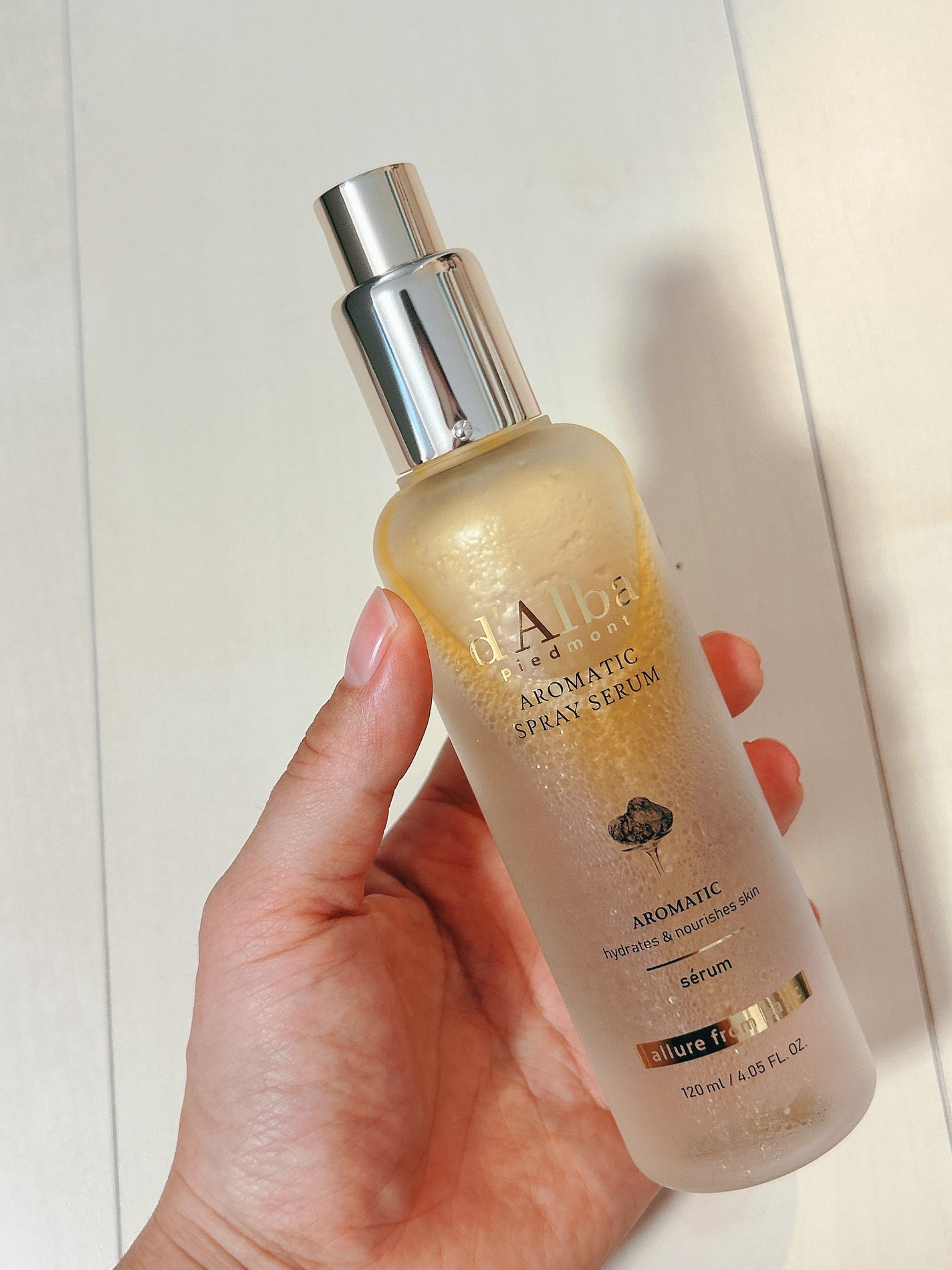 ホワイトトリュフファーストアロマティックスプレーセラム/ダルバ/ミスト状化粧水を使ったクチコミ(1枚目)