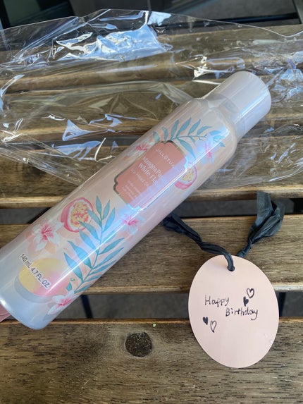 JILL STUART アイシーヘッドシャワー マンゴー& パッション ホワイトフローラル のクチコミ「🥭JILL STUART 🥭Icy Head Shower 🥭
🥭Mango & Passio.....」(1枚目)