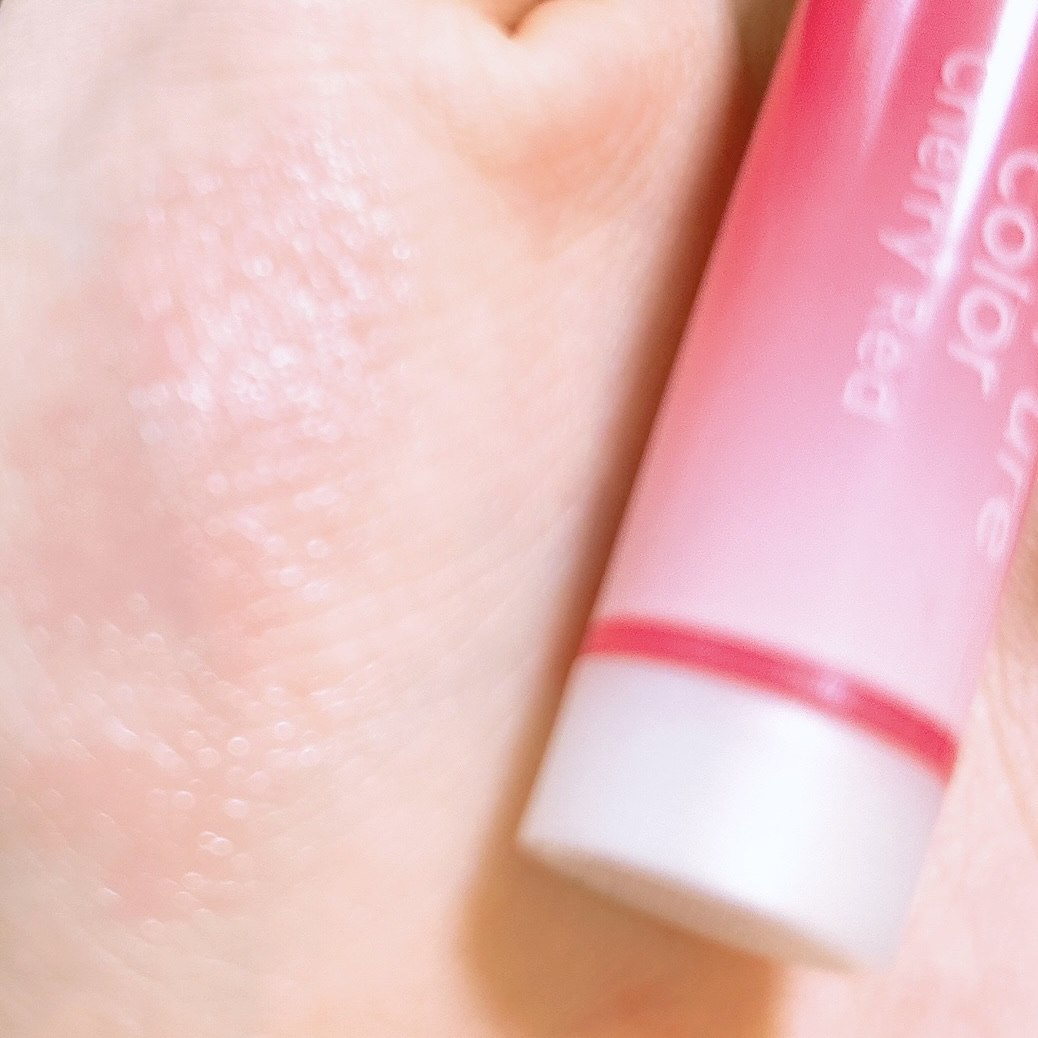 モイストピュアカラーリップ/ニベア/リップクリームを使ったクチコミ（2枚目）