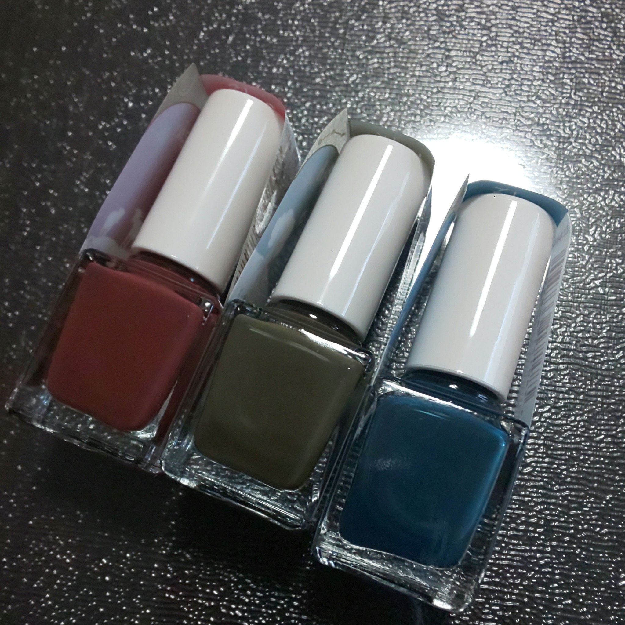 ミニネイル GN05 サイレント アース/パラドゥ/マニキュアを使ったクチコミ（3枚目）