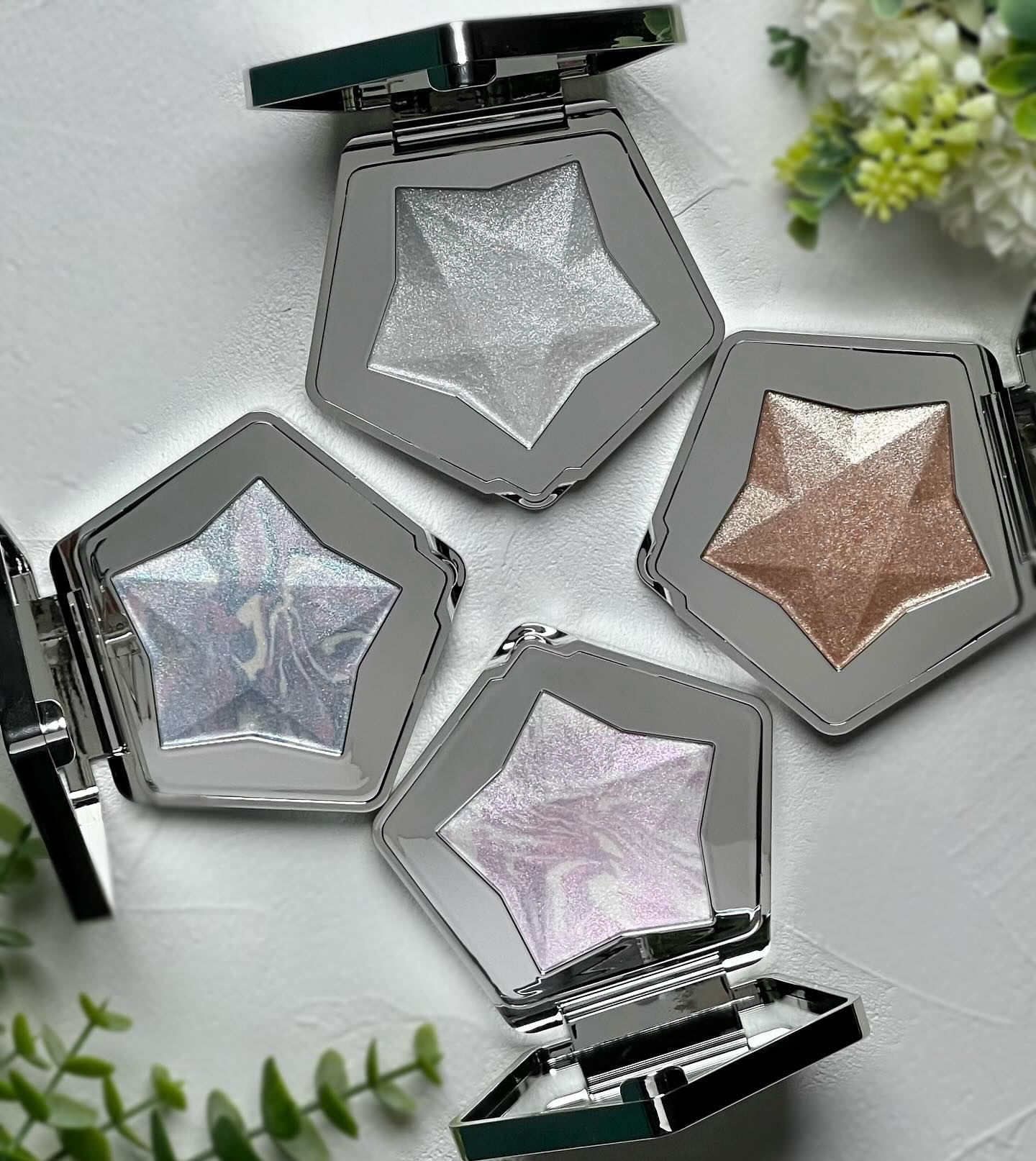 スターダストダイヤモンドハイライトパウダー/PERFECT DIARY/パウダーハイライトを使ったクチコミ（2枚目）