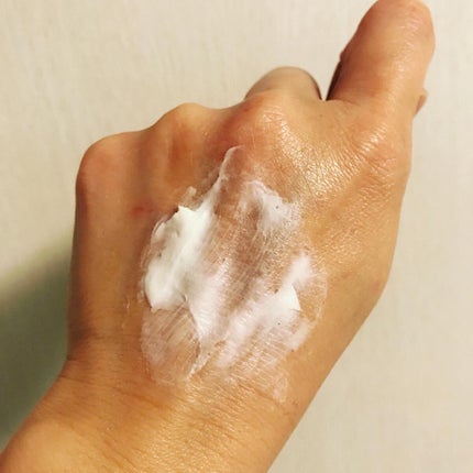 ウェルネス バーミィボディクリーム ラベンダー&ベチバー/THE BODY SHOP/ボディクリームを使ったクチコミ(4枚目)