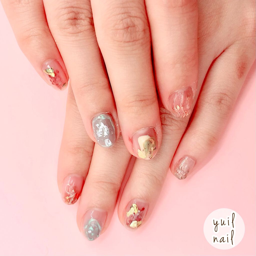 yuil_nail on LIPS 「🐰yuilnailvol.1セルフネイルの記録...✍️個性的..」(2枚目)