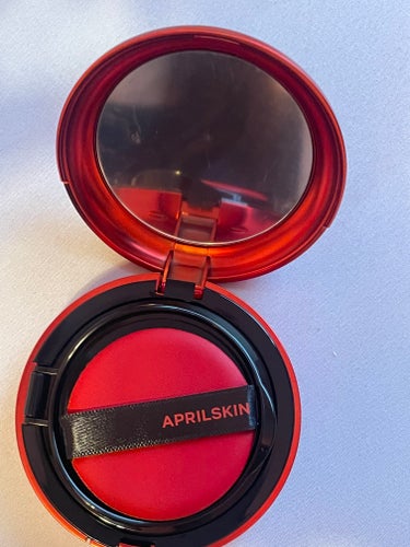 ハイパーカバーフィットクッション red/APRILSKIN/クッションファンデーションを使ったクチコミ（2枚目）