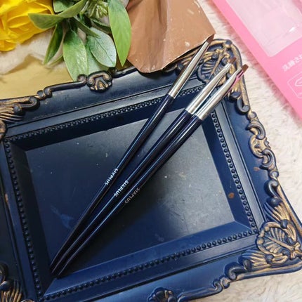 真紅 on LIPS 「SIXPLUS様の回転式リップブラシ極細のアイブラシ3本セット..」(6枚目)