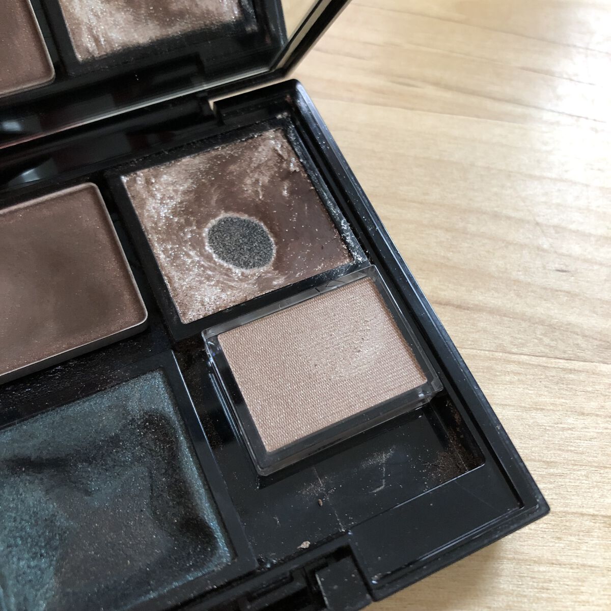 インジーニアス パウダーアイズ N 05 ブラウン/RMK/単色アイシャドウを使ったクチコミ（3枚目）