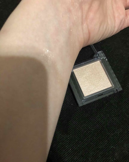 ブライトアップアイシャドウ/media/単色アイシャドウを使ったクチコミ(2枚目)