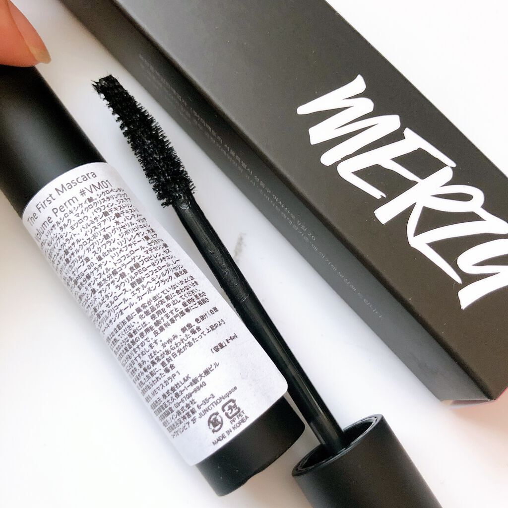 MERZY ザ ファースト ボリューム パーマ マスカラのクチコミ「🌟ザ ファースト ボリューム パーマ マスカラ VM1.ブラック
MERZYといえばの、ど定番.....」（2枚目）