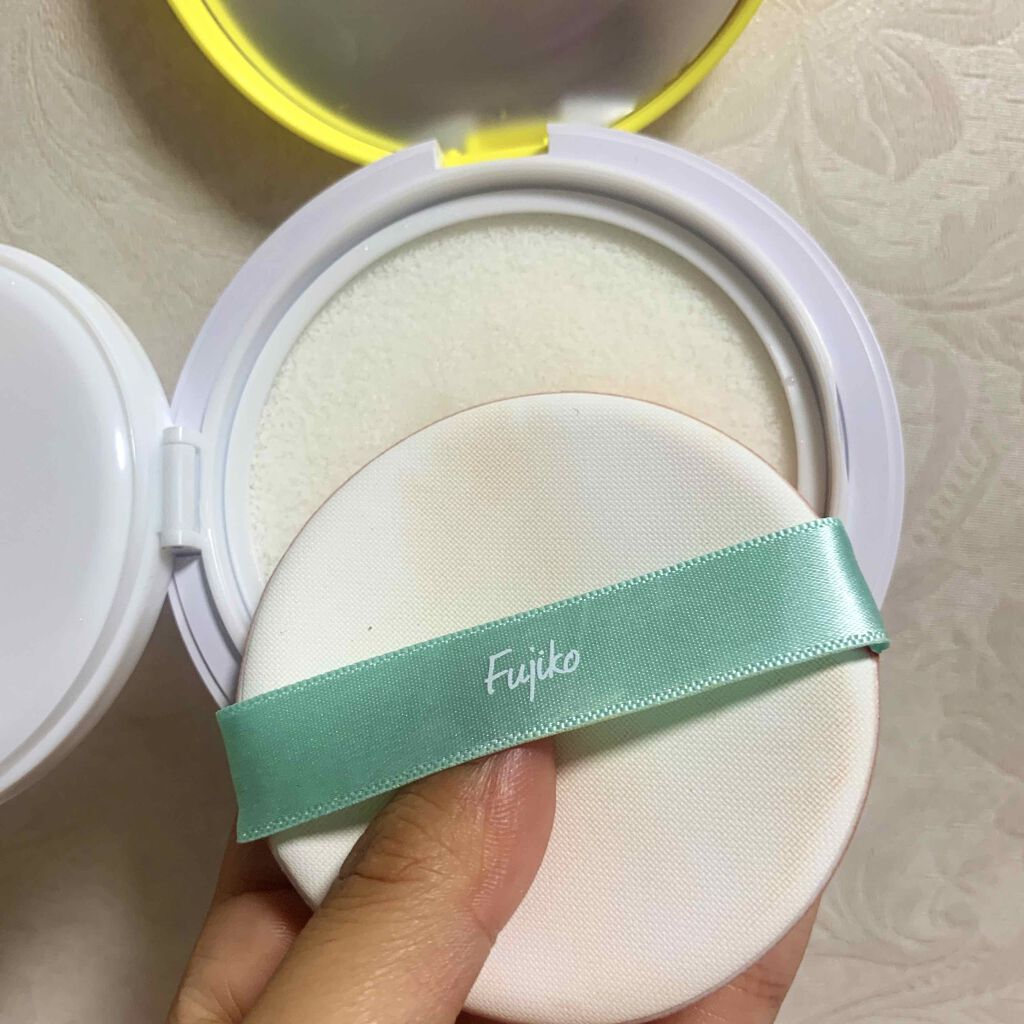 フジコあぶらとりウォーターパウダー/Fujiko/プレストパウダーを使ったクチコミ（2枚目）