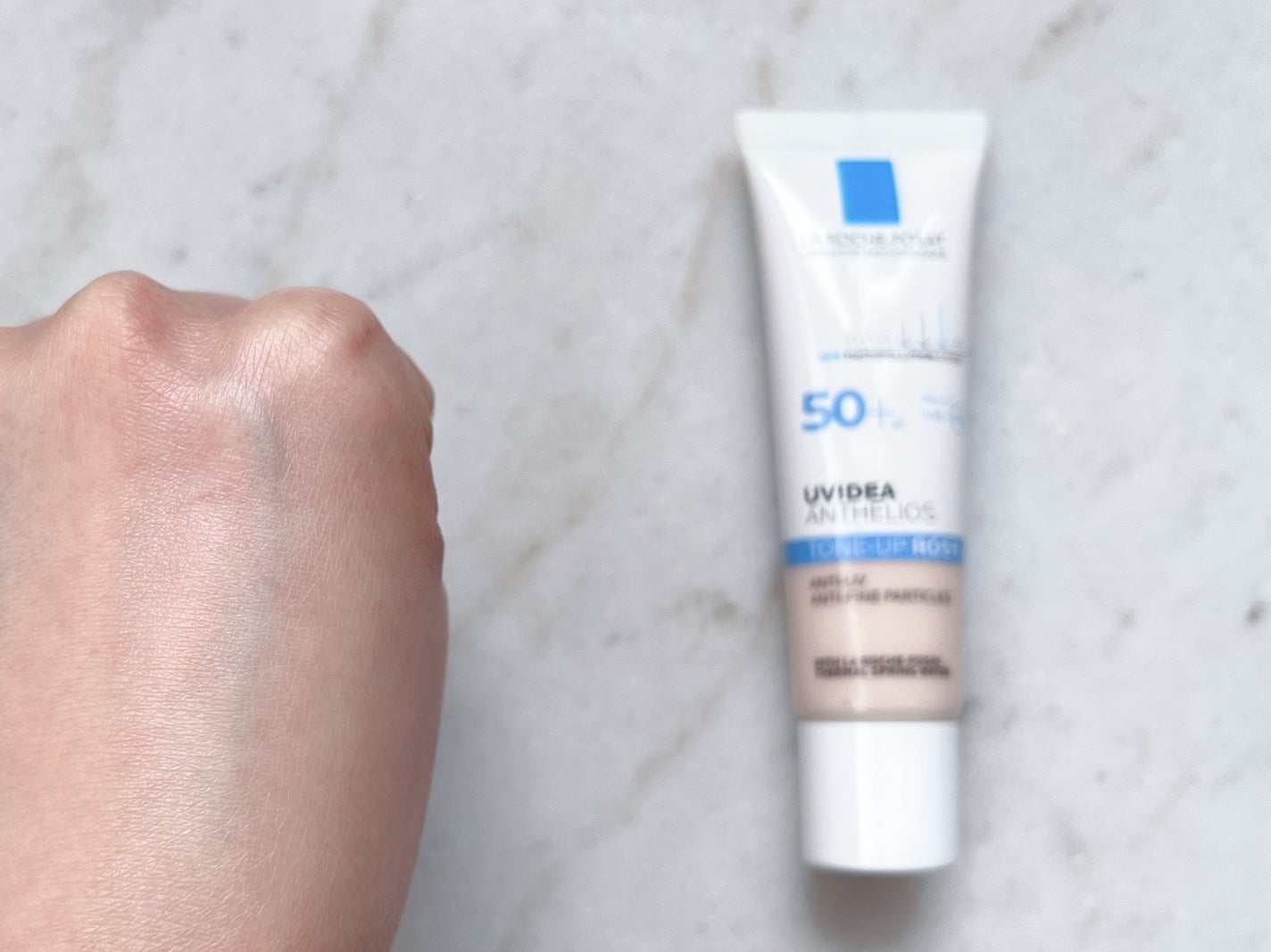 UVイデア XL プロテクショントーンアップ ローズ/ラ ロッシュ ポゼ/日焼け止めクリームを使ったクチコミ(3枚目)